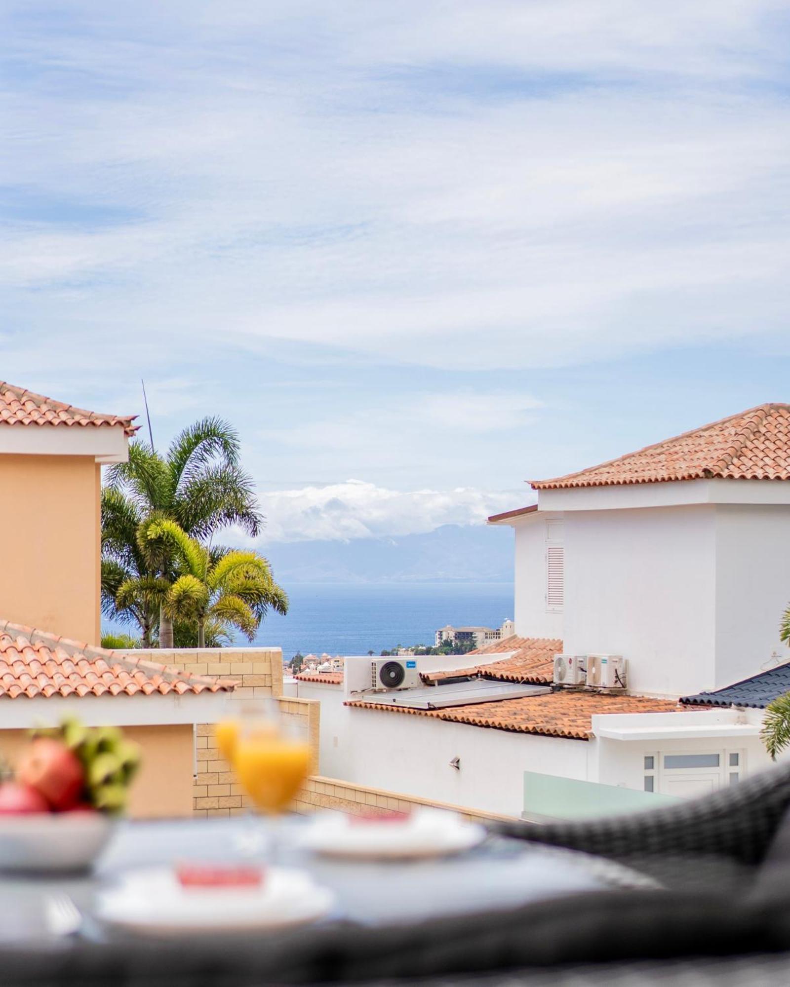 Apartment Charming Semi- Detached In Mirador Del Duque Costa Adeje (Tenerife)